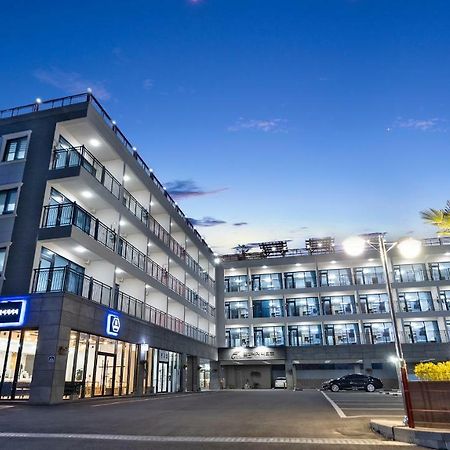 Gold Beach Resort Йосу Экстерьер фото