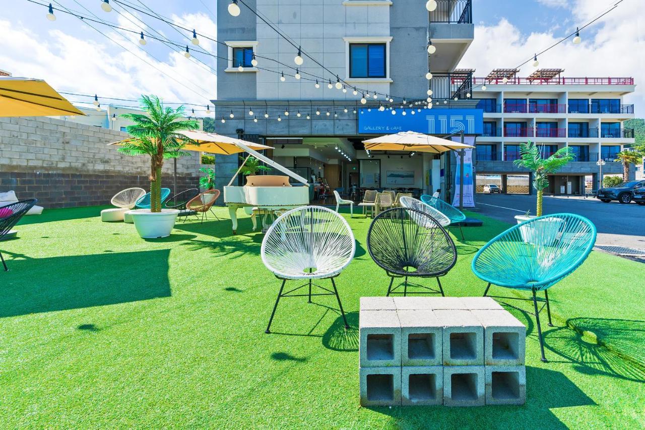 Gold Beach Resort Йосу Экстерьер фото